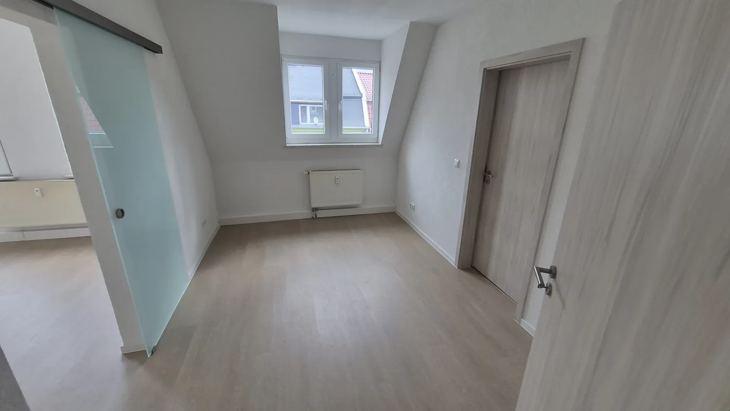 4 Zimmer Wohnung mit 70 m² in Zwickau – Bild 1