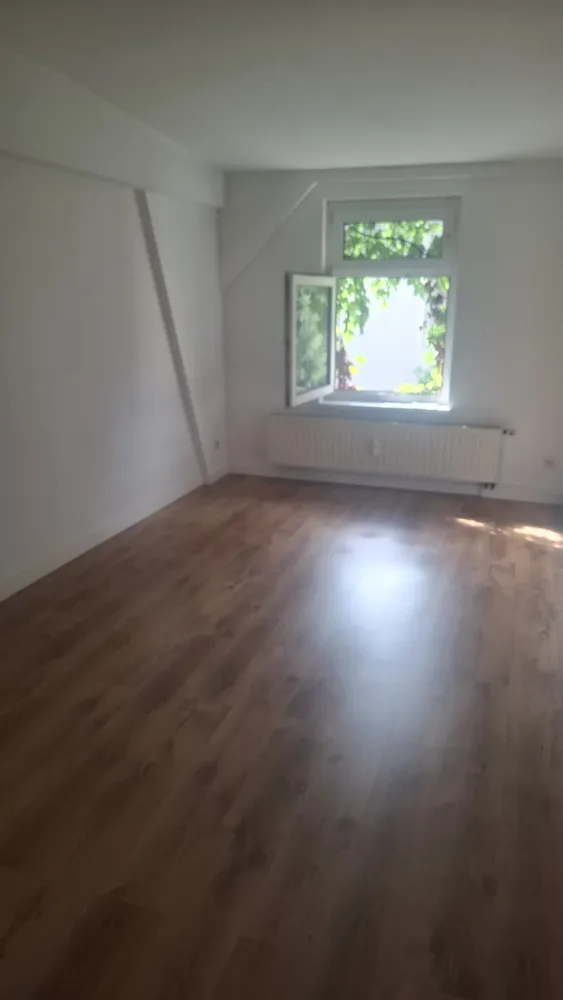 2 Zimmer Wohnung mit 49 m² in Halle (Saale) – Bild 1