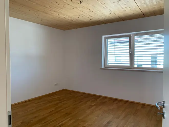 2 Zimmer Wohnung mit 81 m² in München – Bild 3