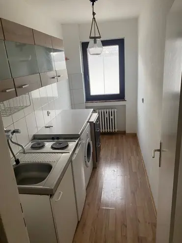 2 Zimmer Wohnung mit 35 m² in Köln – Bild 4
