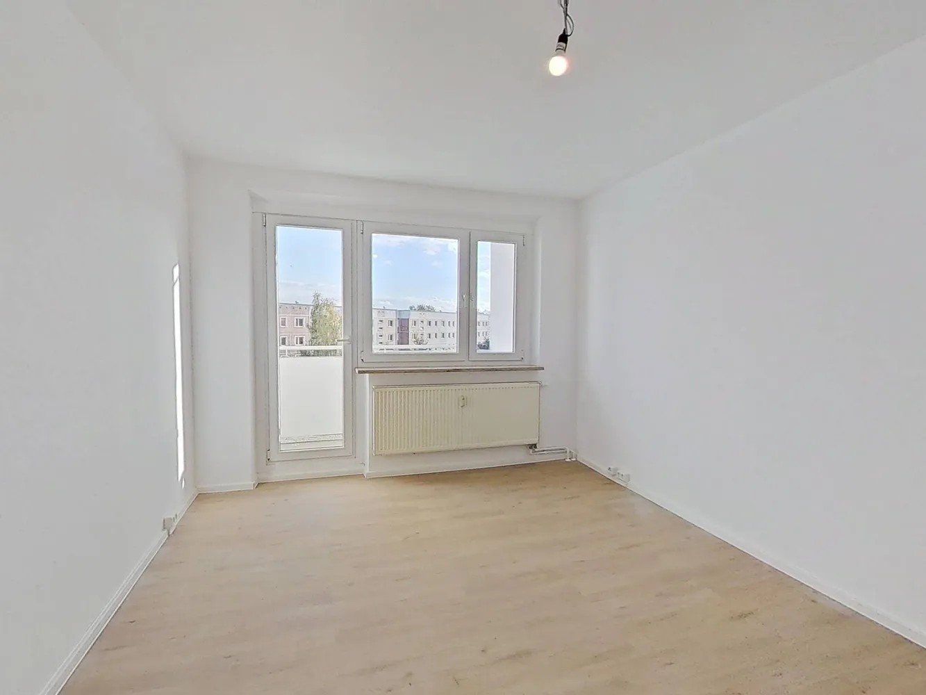 3 Zimmer Wohnung mit 75 m² in Rostock – Bild 1