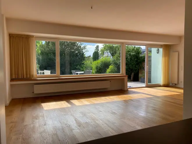 5 Zimmer Haus mit 200 m² in Düsseldorf – Bild 1