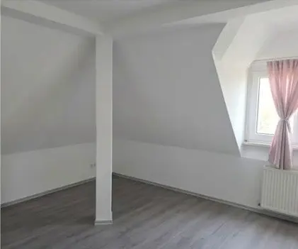 2 Zimmer Wohnung mit 44 m² in Rüsselsheim am Main – Bild 2