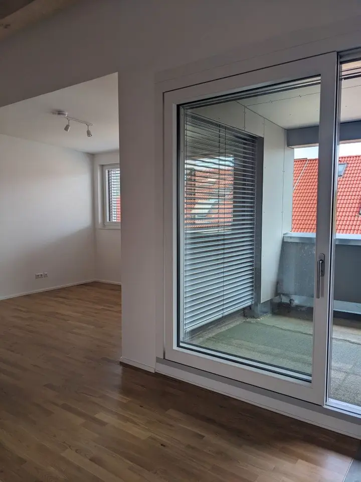 4 Zimmer Wohnung mit 97 m² in Tübingen – Bild 2