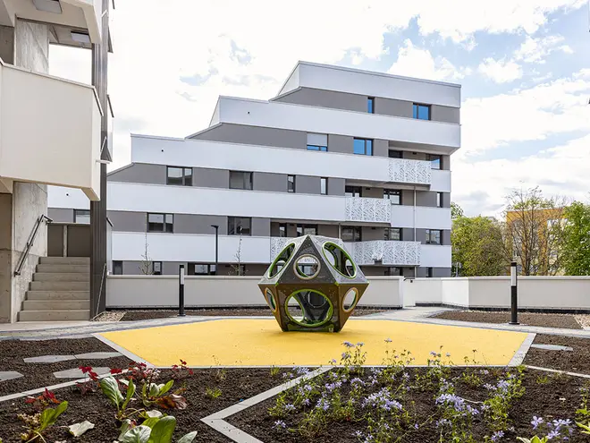 4 Zimmer Wohnung mit 105 m² in Halle (Saale) – Bild 4