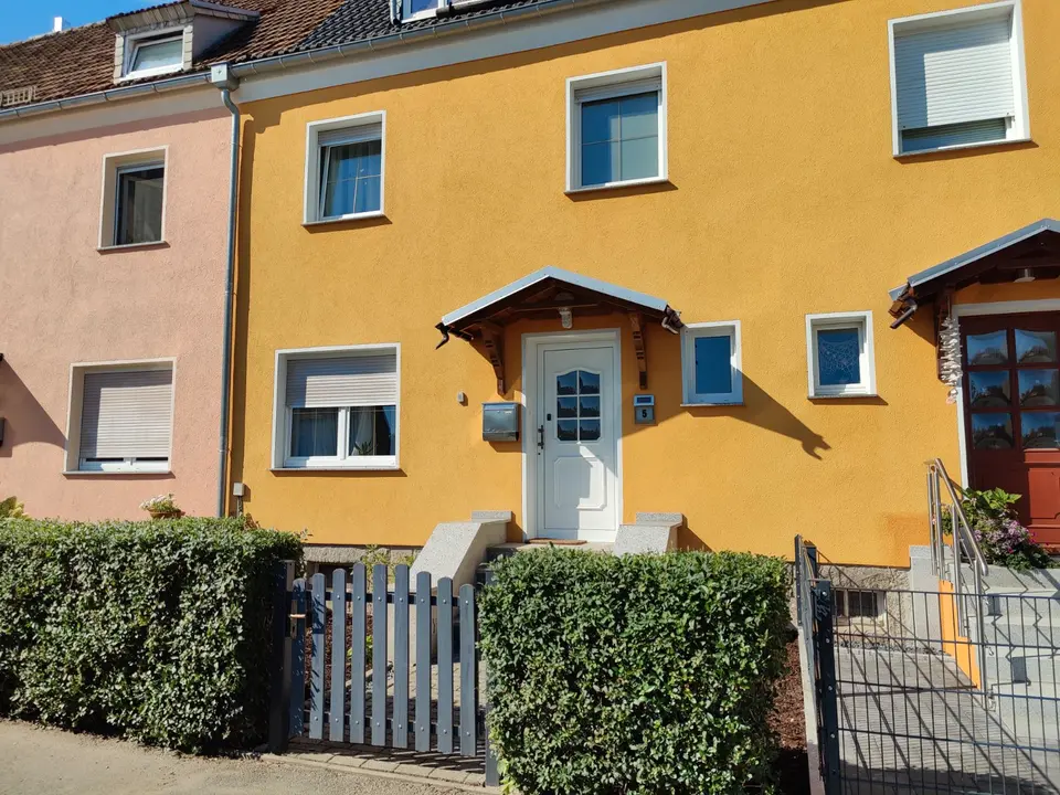 7 Zimmer Haus mit 120 m² in Zwickau – Bild 2