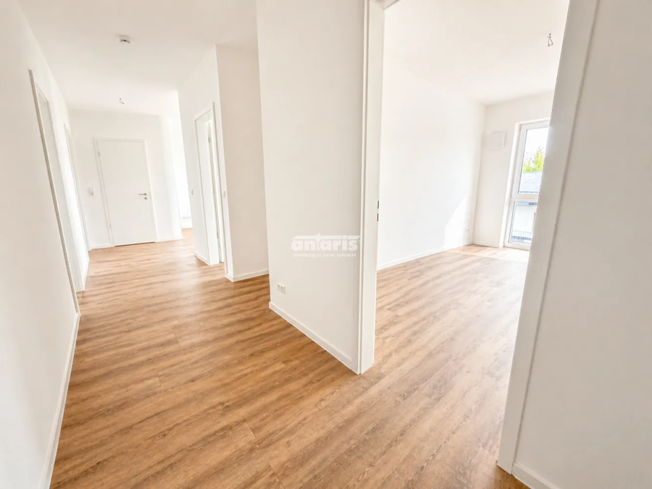 3 Zimmer Wohnung mit 82 m² in Erfurt – Bild 2
