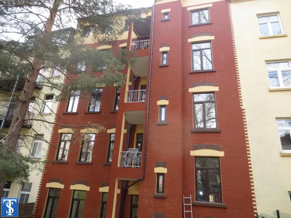 3 Zimmer Wohnung mit 118 m² in Plauen – Bild 3