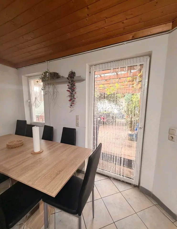 6 Zimmer Wohnung mit 121 m² in Bremerhaven – Bild 9