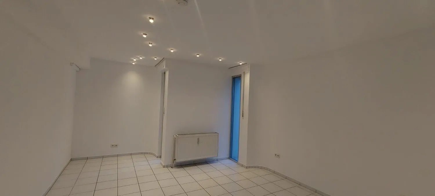 2 Zimmer Wohnung mit 100 m² in Solingen – Bild 12