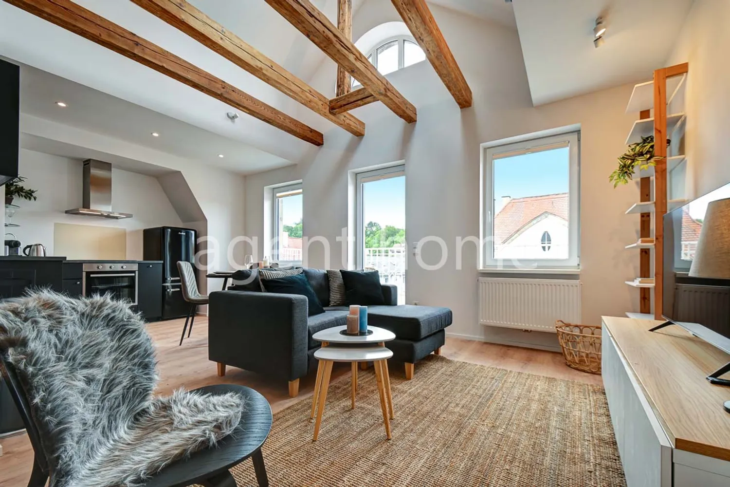 3 Zimmer Wohnung mit 100 m² in Stuttgart – Bild 1