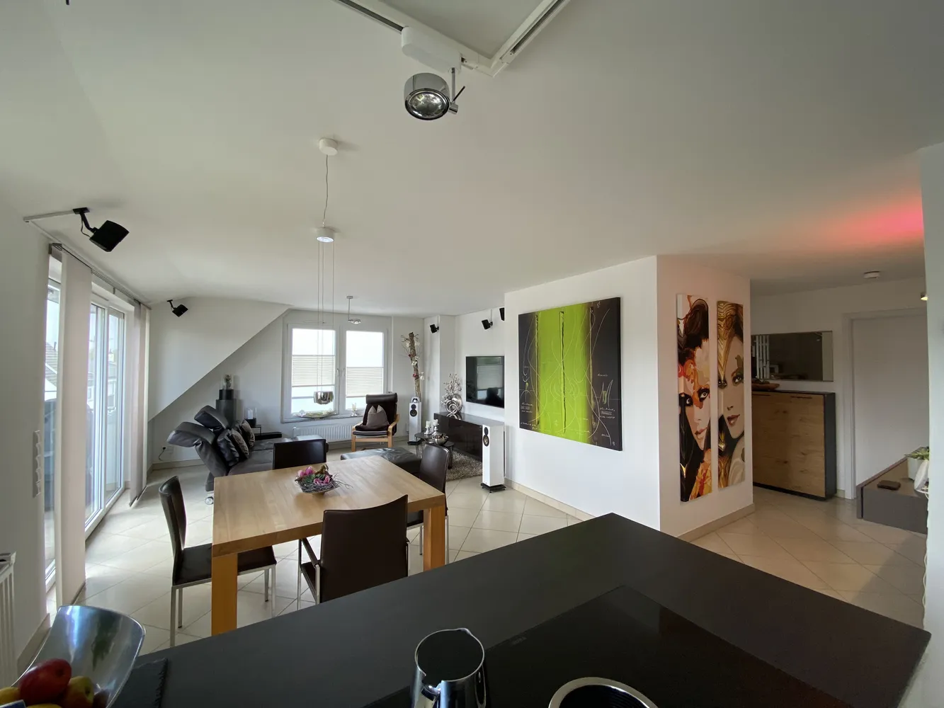 5 Zimmer Wohnung mit 115 m² in Karlsruhe – Bild 1
