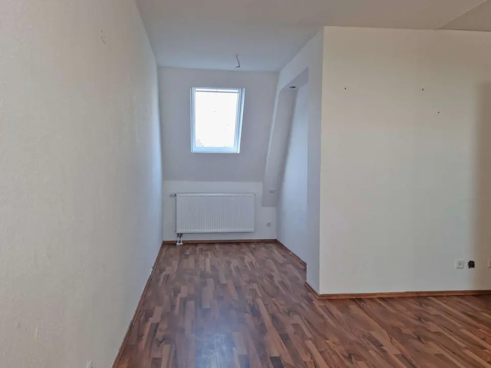 2 Zimmer Wohnung mit 60 m² in Wilhelmshaven – Bild 2