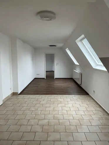 2 Zimmer Wohnung mit 49 m² in Ludwigshafen am Rhein – Bild 1