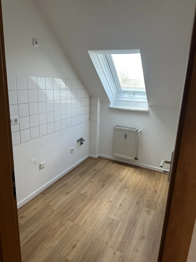 2 Zimmer Wohnung mit 55 m² in Leverkusen – Bild 2