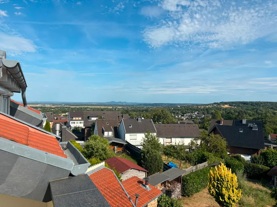 2 Zimmer Wohnung mit 99 m² in Brühl – Bild 2