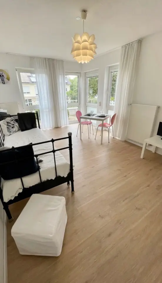 WG-Zimmer mit 25 m² in Stuttgart – Bild 1