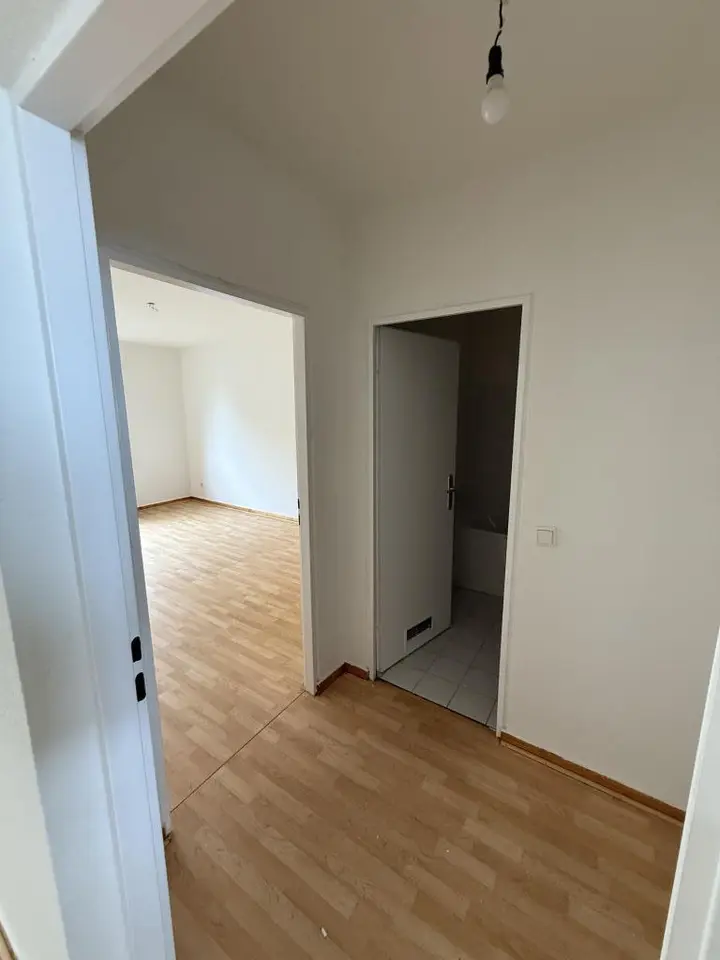 2 Zimmer Wohnung mit 58 m² in Remscheid – Bild 4