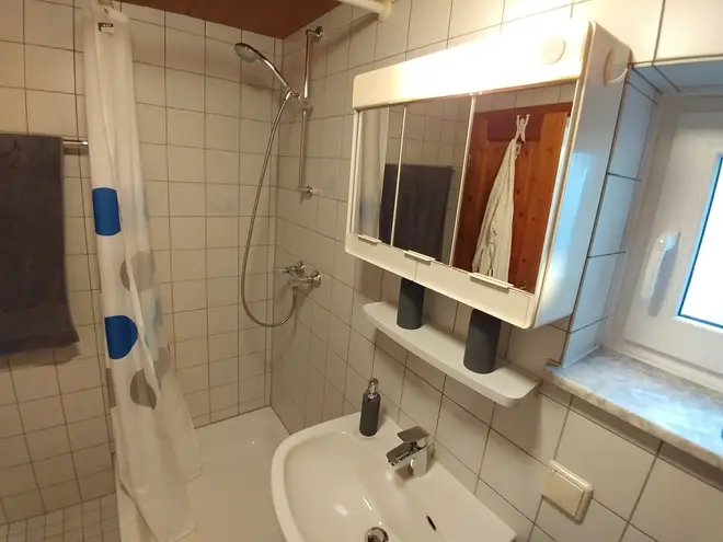 2 Zimmer Wohnung mit 35 m² in Wiesbaden – Bild 2