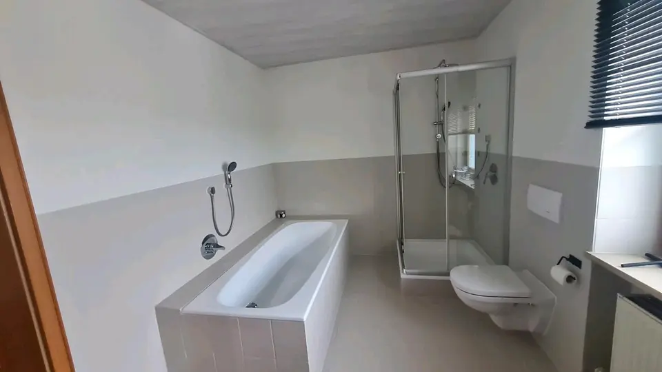 5 Zimmer Wohnung mit 150 m² in Freising – Bild 3
