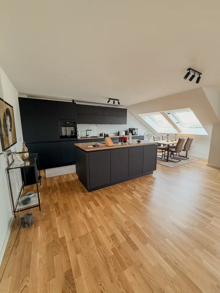 4 Zimmer Wohnung mit 128 m² in Bornheim – Bild 2