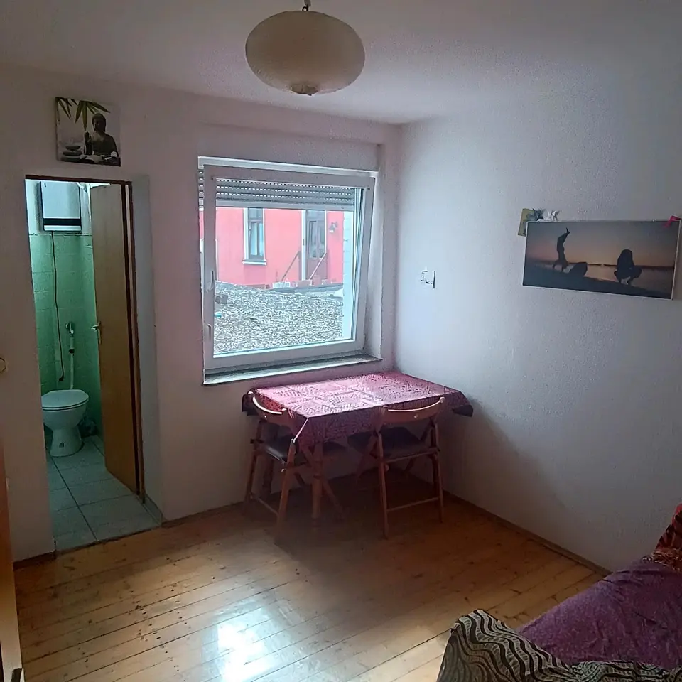 WG-Zimmer mit 35 m² in Brühl – Bild 8
