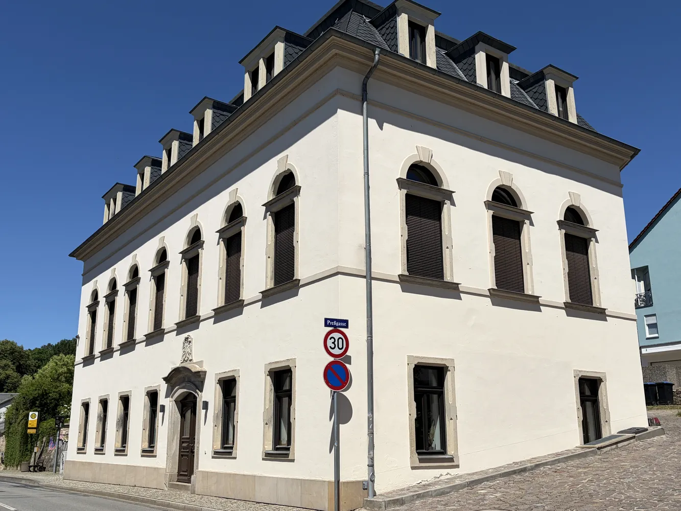 2 Zimmer Wohnung mit 72 m² in Dresden – Bild 2