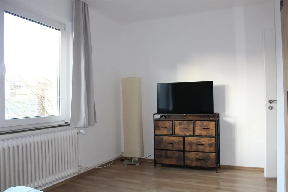 1 Zimmer Wohnung mit 72 m² in Wilhelmshaven – Bild 1