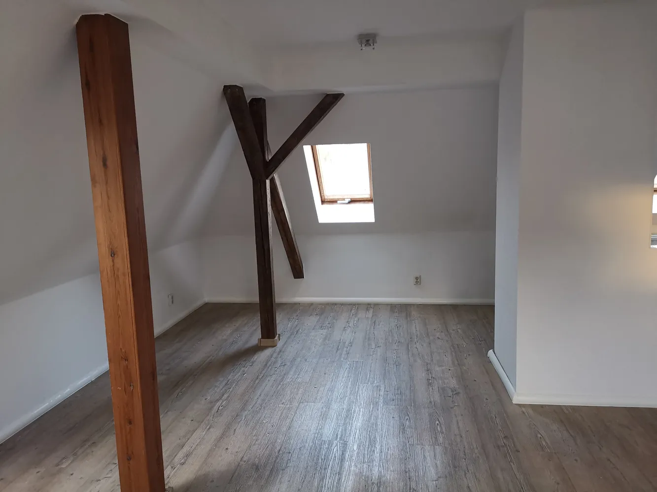 1 Zimmer Wohnung mit 37 m² in Plauen – Bild 3