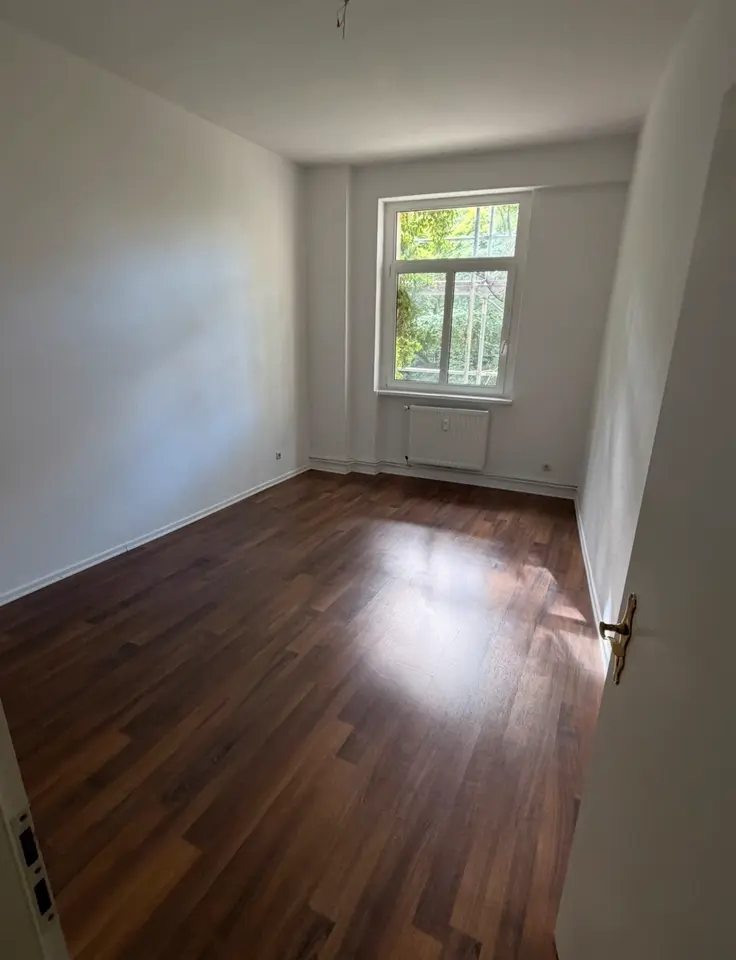 4 Zimmer Wohnung mit 64 m² in Schwerin – Bild 2
