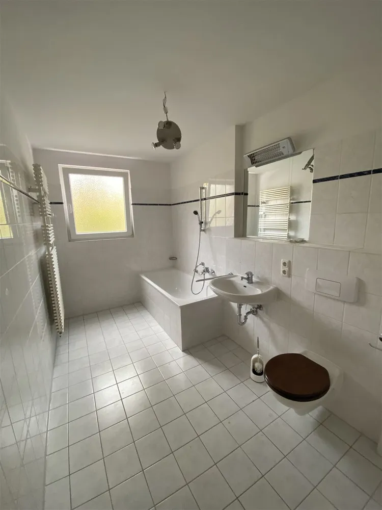 2 Zimmer Wohnung mit 66 m² in Erfurt – Bild 5