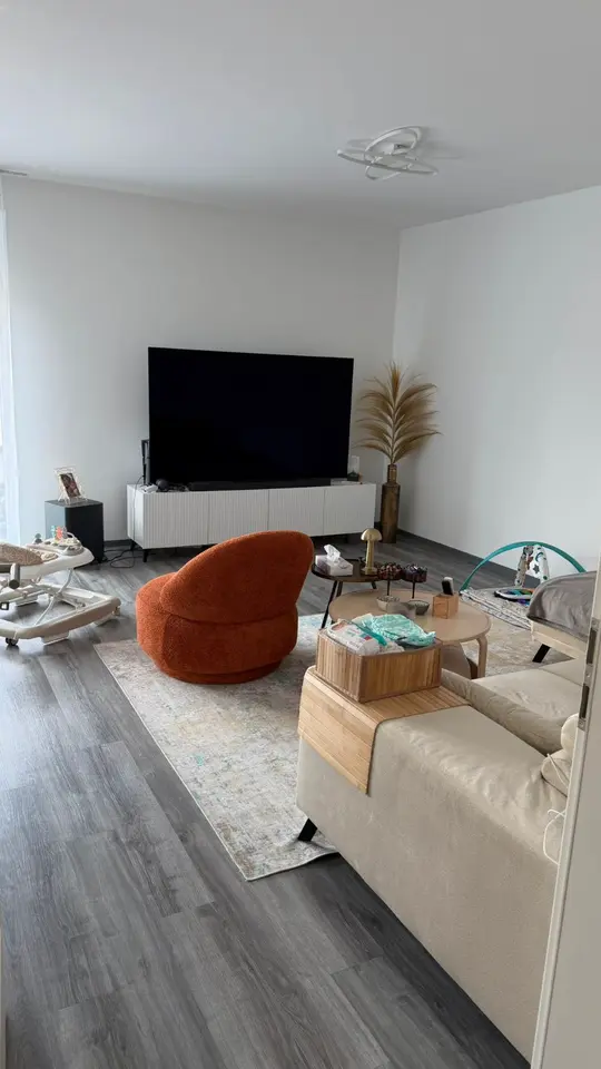 2 Zimmer Wohnung mit 82 m² in Düren – Bild 2
