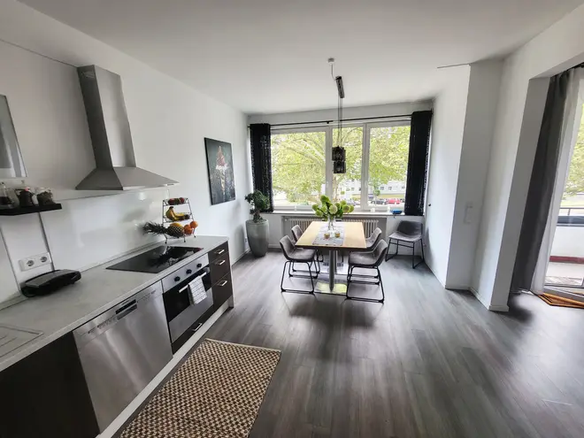 2 Zimmer Wohnung mit 82 m² in Düsseldorf – Bild 1