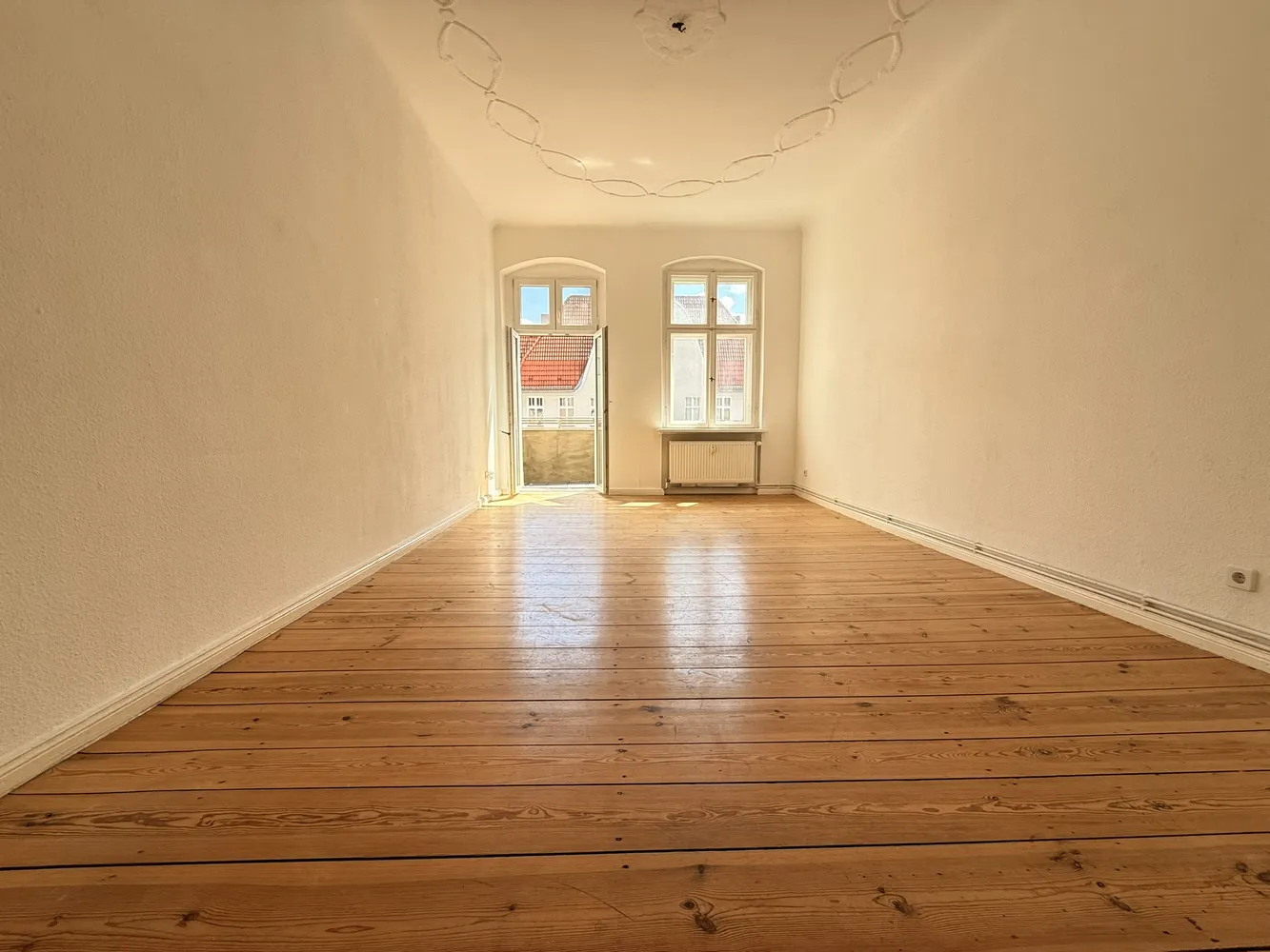 2 Zimmer Wohnung mit 75 m² in Berlin – Bild 1