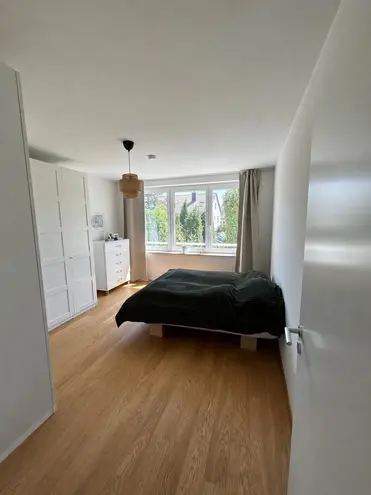4 Zimmer Wohnung mit 102 m² in Stuttgart – Bild 1