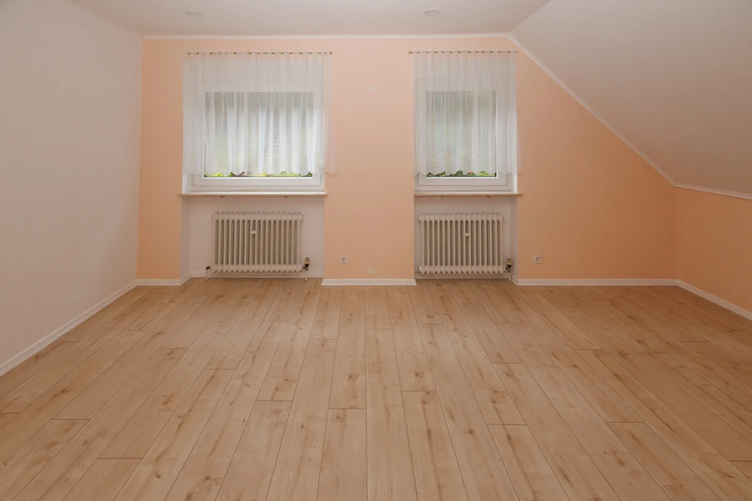 6 Zimmer Wohnung mit 100 m² in Koblenz – Bild 11