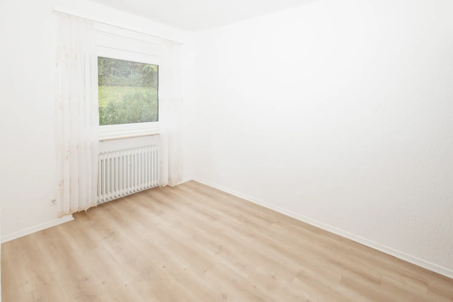 6 Zimmer Wohnung mit 100 m² in Koblenz – Bild 9