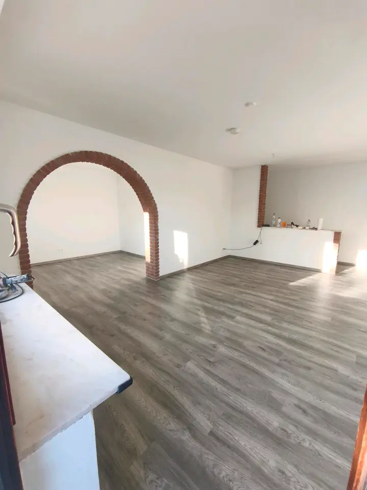 5 Zimmer Wohnung mit 100 m² in Celle – Bild 2
