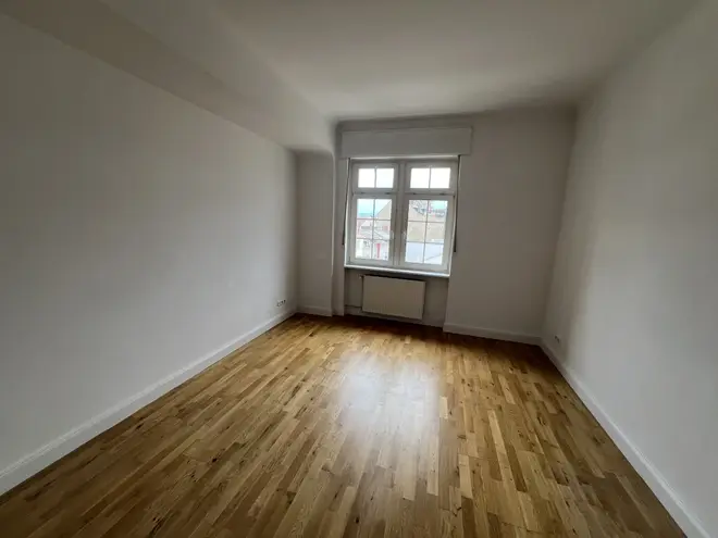 2 Zimmer Wohnung mit 100 m² in Wiesbaden – Bild 6