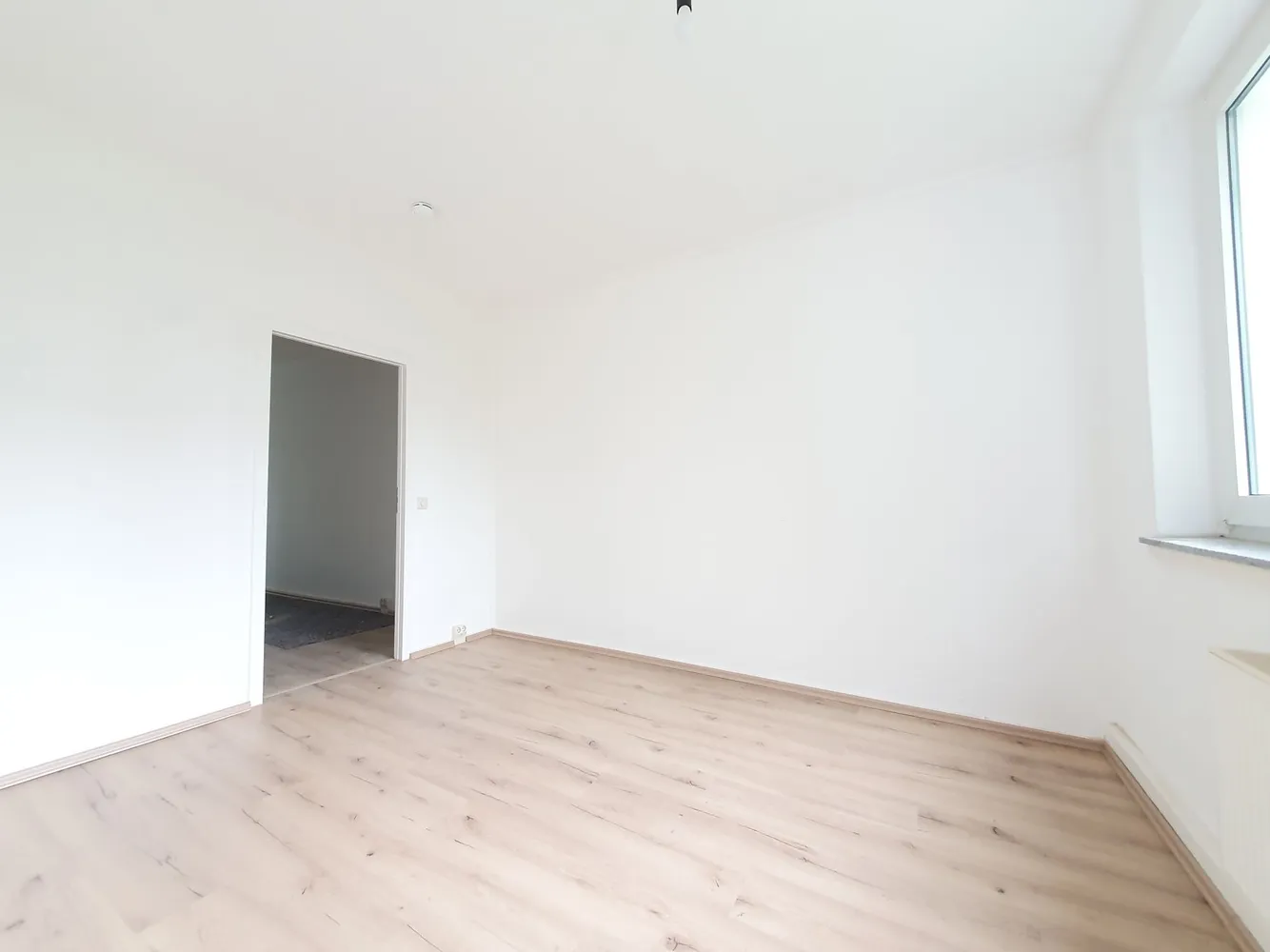 4 Zimmer Wohnung mit 71 m² in Eisenach – Bild 6
