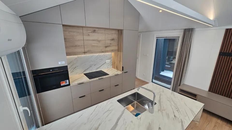 3 Zimmer Haus mit 57 m² in Landshut – Bild 2