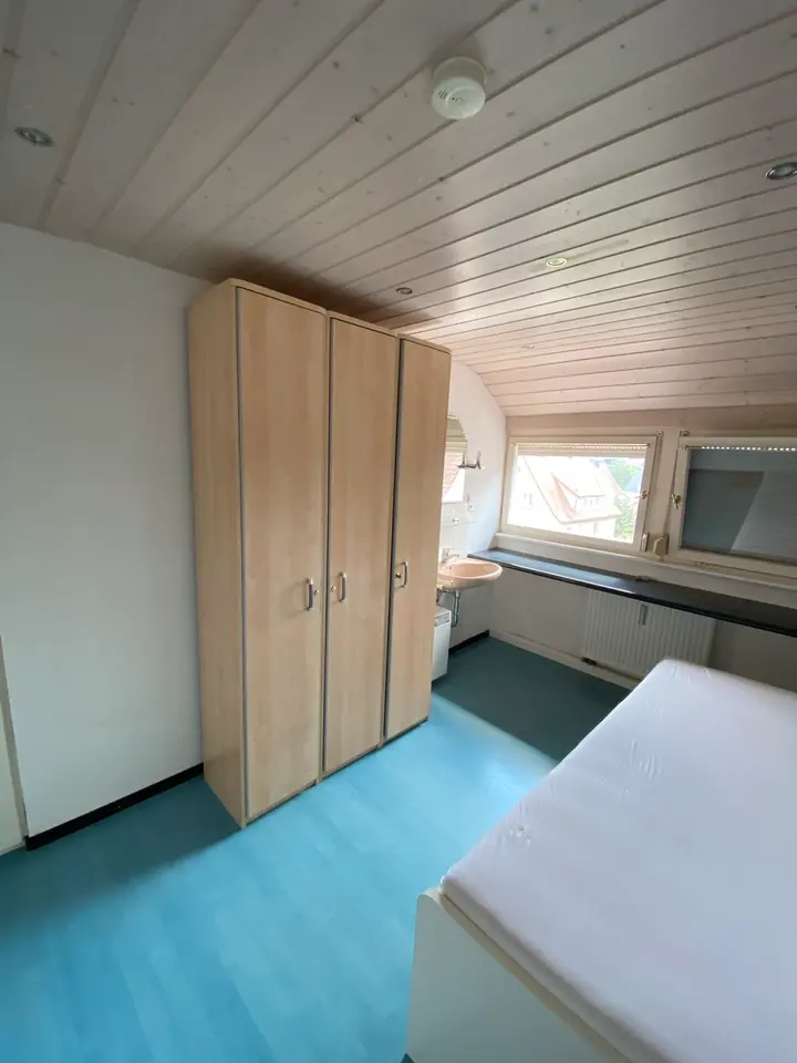 WG-Zimmer mit 15 m² in Stuttgart – Bild 2