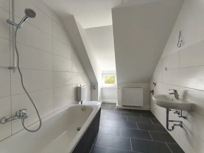 3 Zimmer Wohnung mit 58 m² in Halle (Saale) – Bild 1