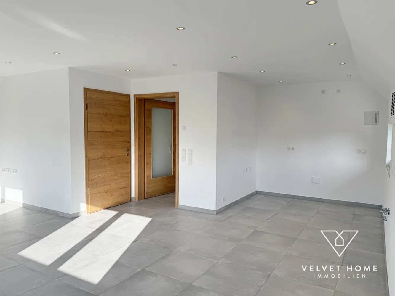 5 Zimmer Wohnung mit 120 m² in Augsburg – Bild 4