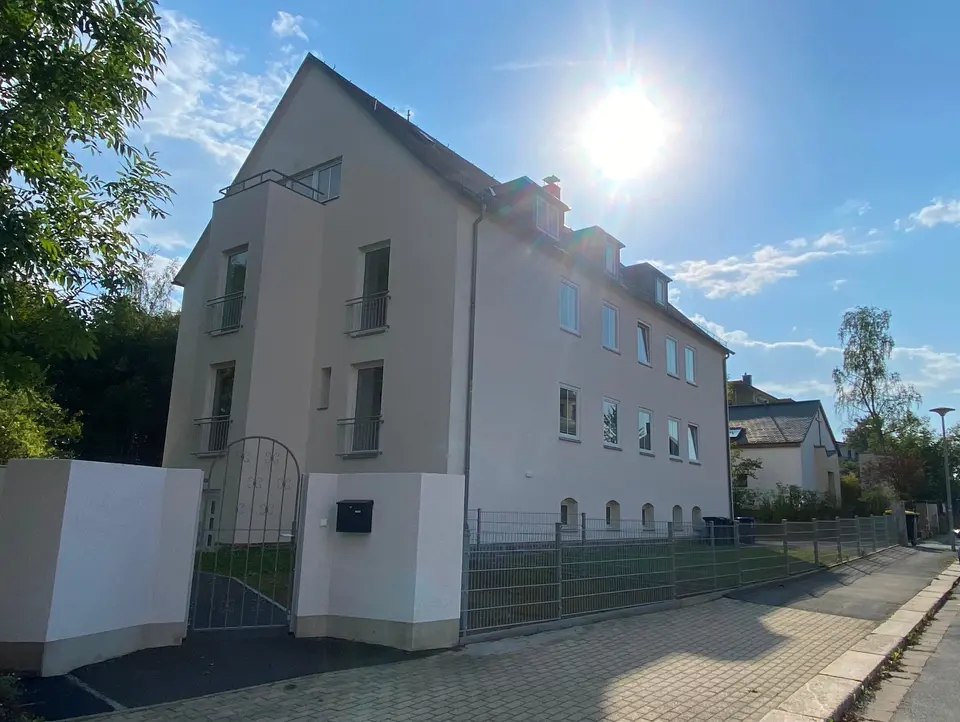 6 Zimmer Wohnung mit 145 m² in Plauen – Bild 2