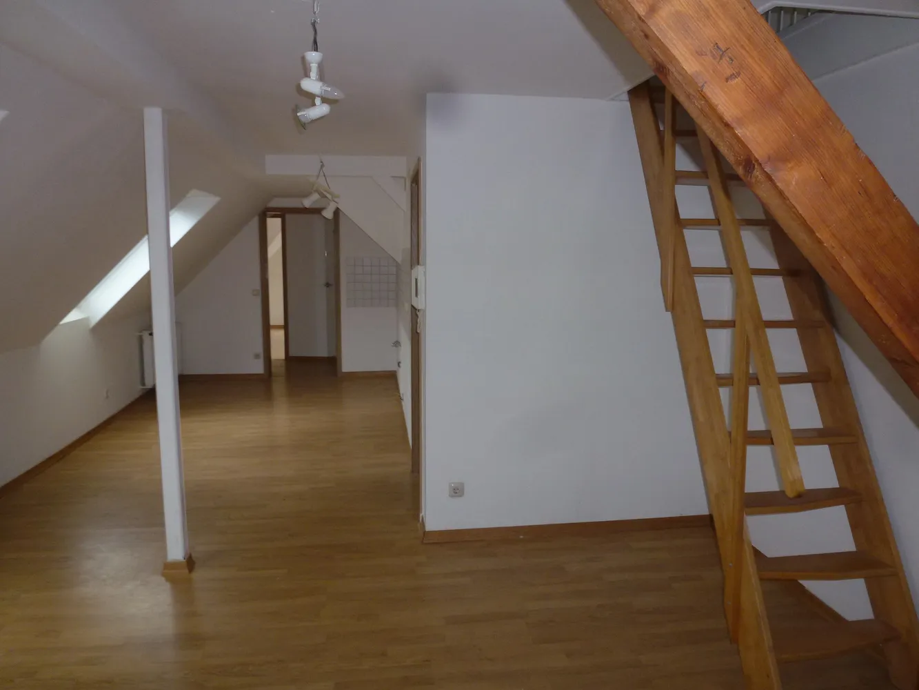 5 Zimmer Wohnung mit 102 m² in Trier – Bild 7