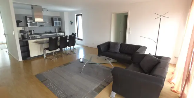 4 Zimmer Wohnung mit 130 m² in Bonn – Bild 1