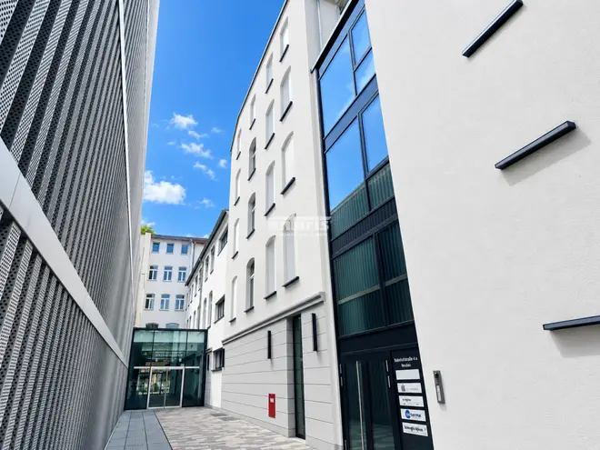 4 Zimmer Wohnung mit 140 m² in Erfurt – Bild 2