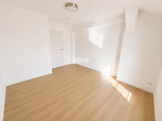 4 Zimmer Wohnung mit 140 m² in Erfurt – Bild 4