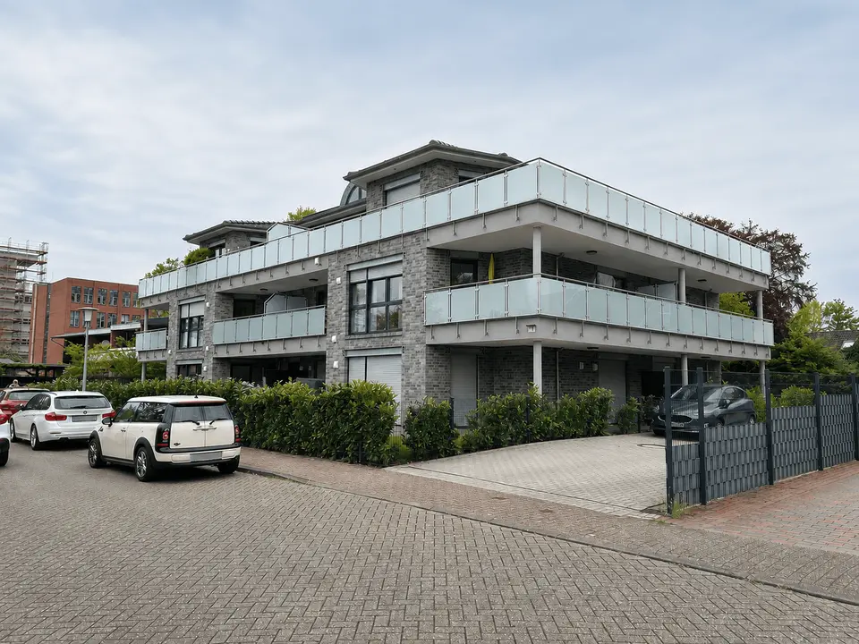 2 Zimmer Wohnung mit 95 m² in Oldenburg – Bild 1